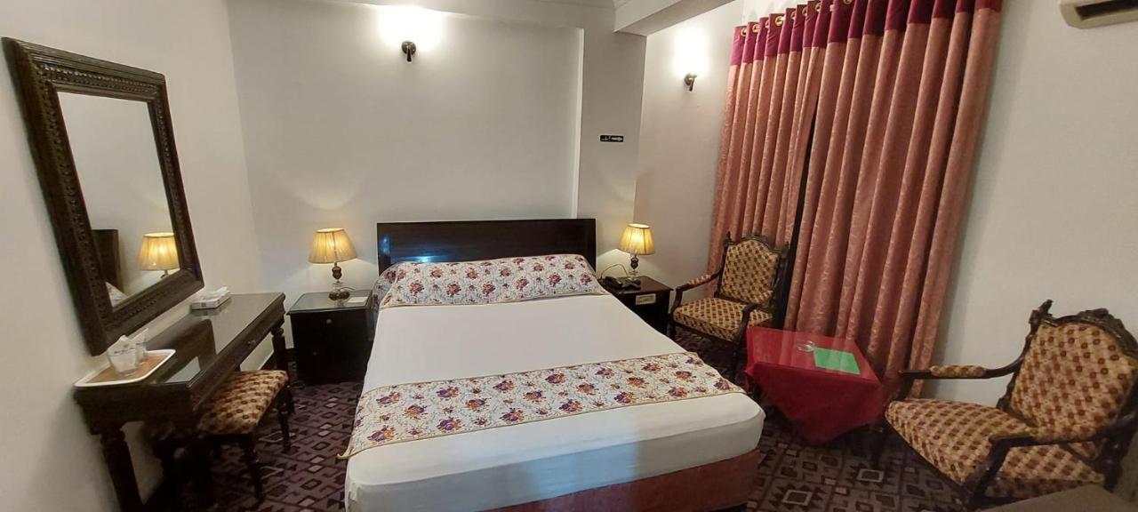 Grace Crown Hotel Islamabad Luaran gambar