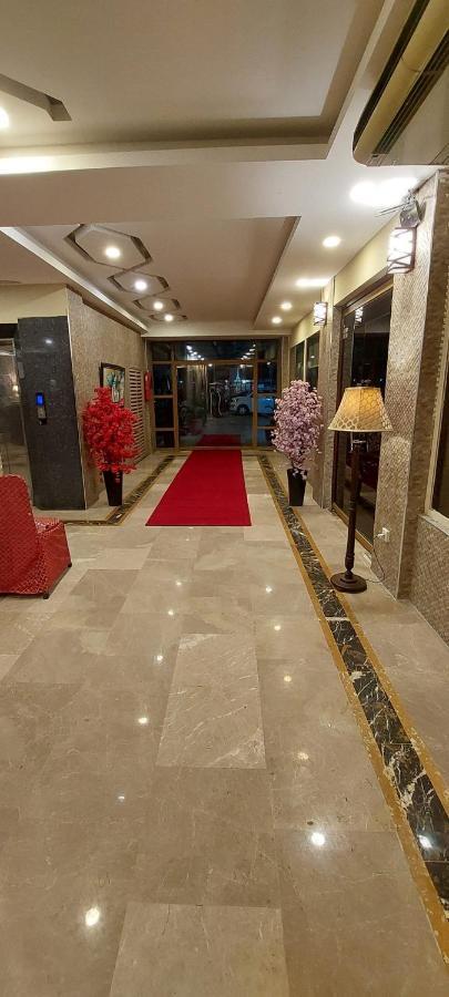 Grace Crown Hotel Islamabad Luaran gambar