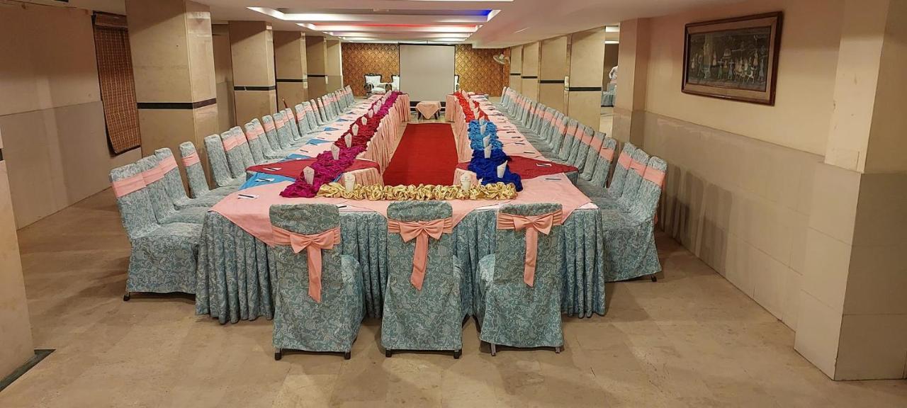 Grace Crown Hotel Islamabad Luaran gambar