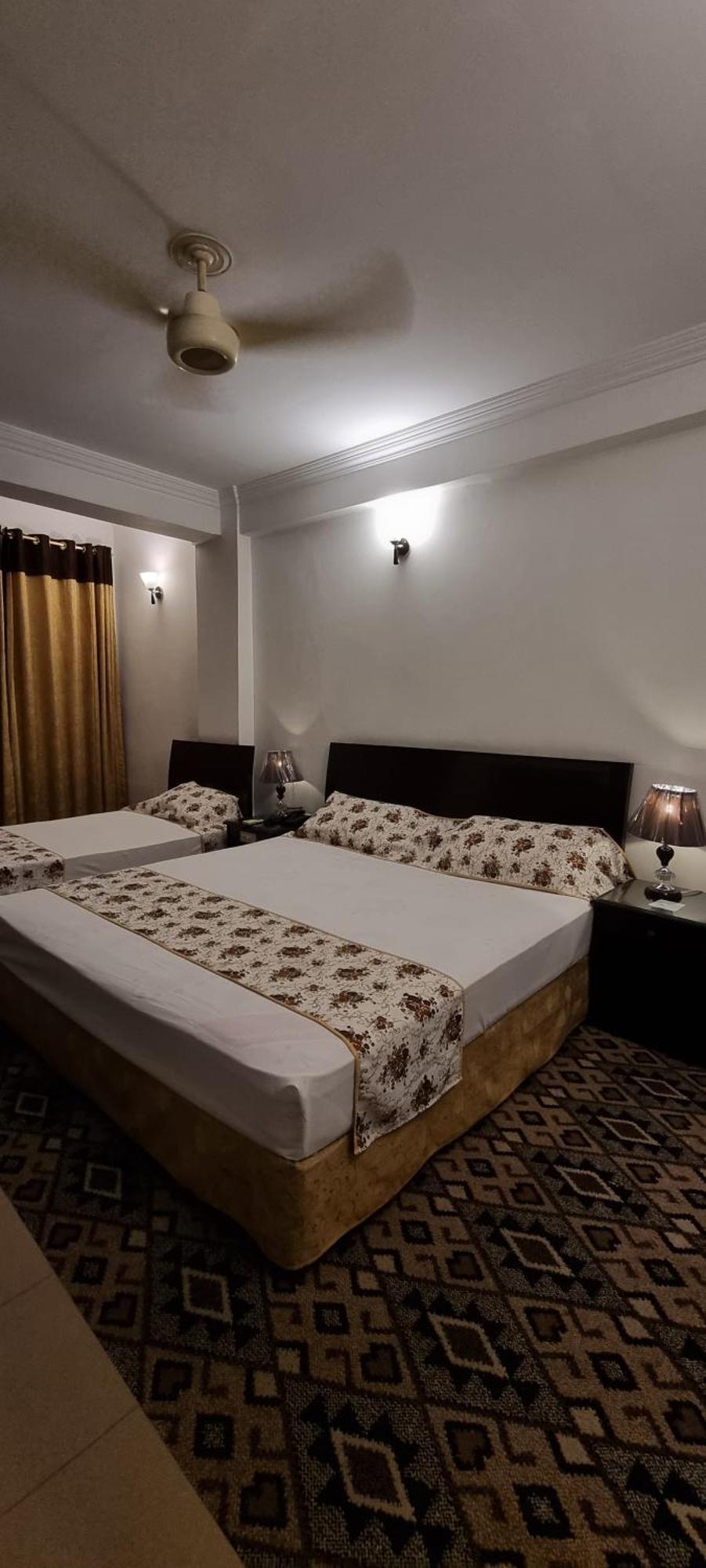 Grace Crown Hotel Islamabad Luaran gambar