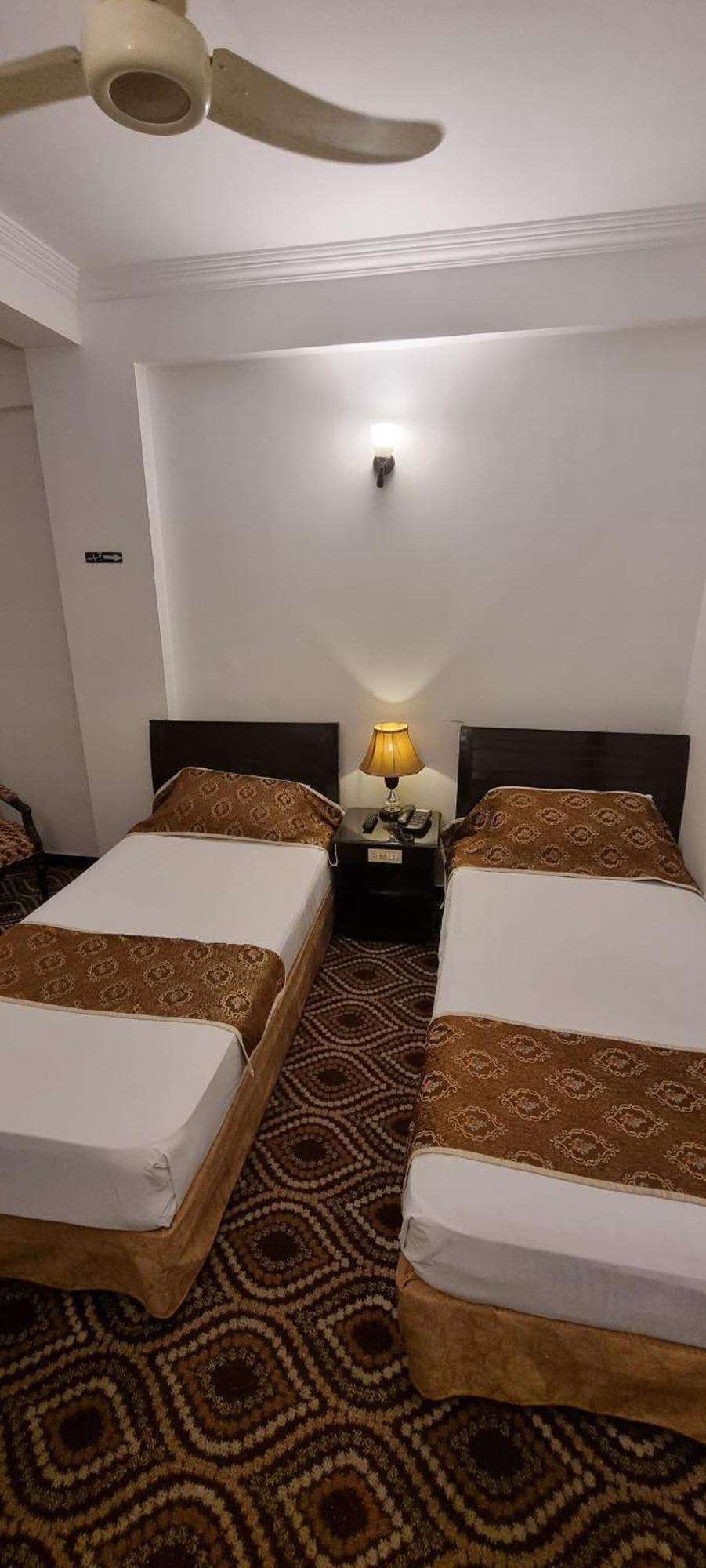 Grace Crown Hotel Islamabad Luaran gambar